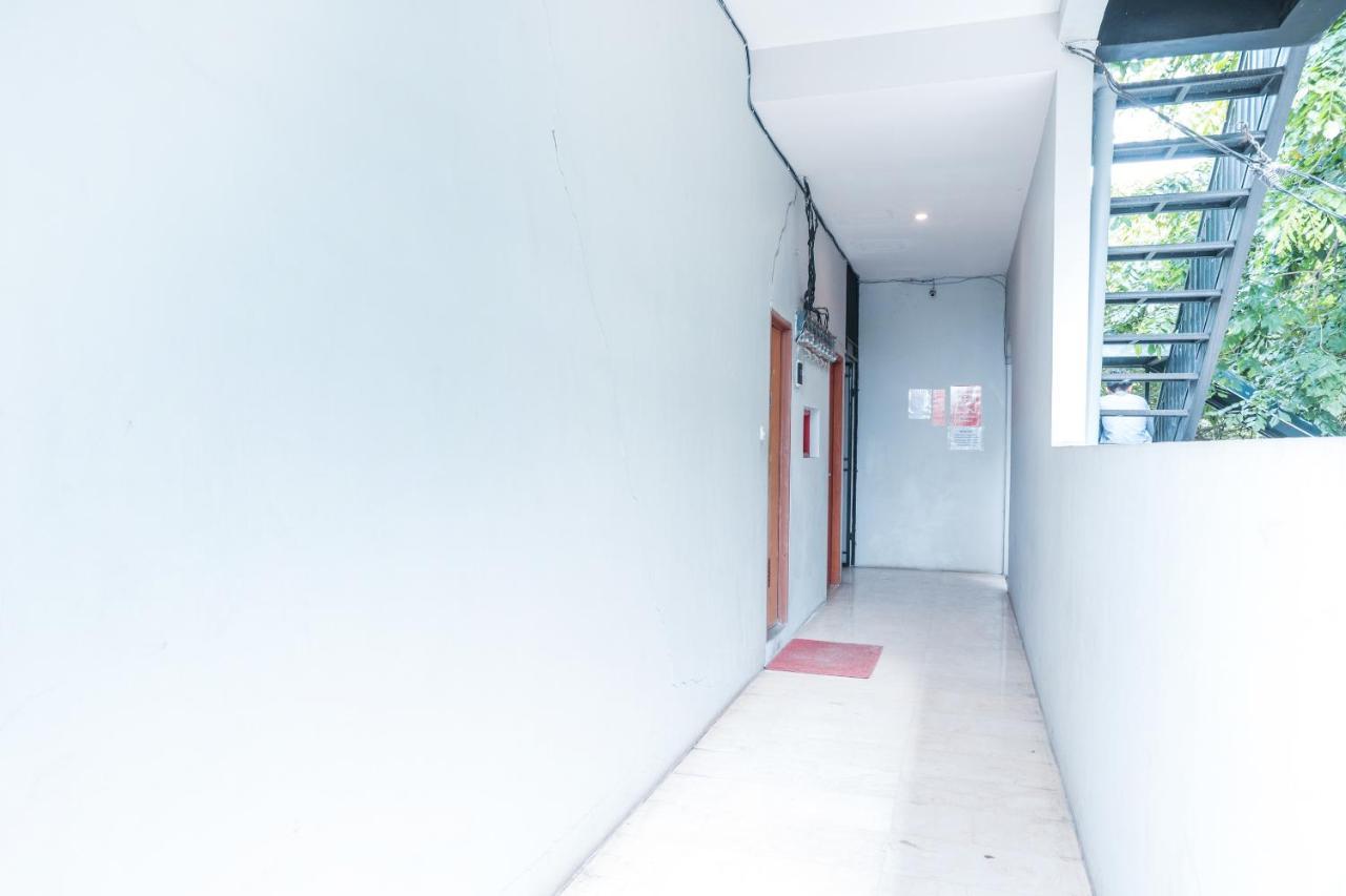 Oyo 286 Haji Saaba 20 Syariah Jakarta Exterior photo